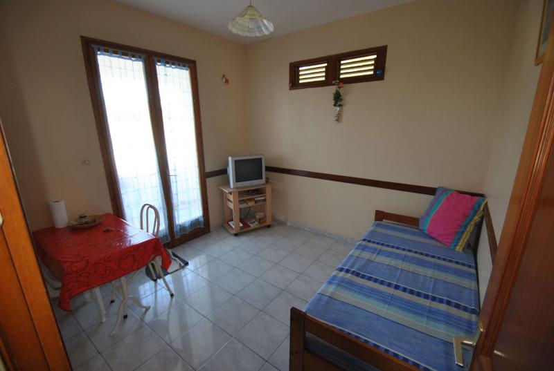 photo 7 Owner direct vacation rental Sainte Anne (Martinique) appartement   Living room