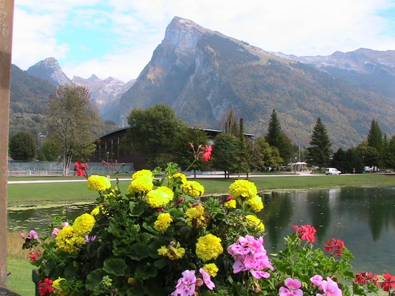 photo 9 Owner direct vacation rental Samons studio Rhone-Alps Haute-Savoie Surroundings