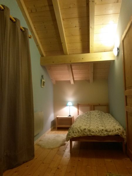 photo 6 Owner direct vacation rental Morillon Grand Massif chalet Rhone-Alps Haute-Savoie bedroom 2