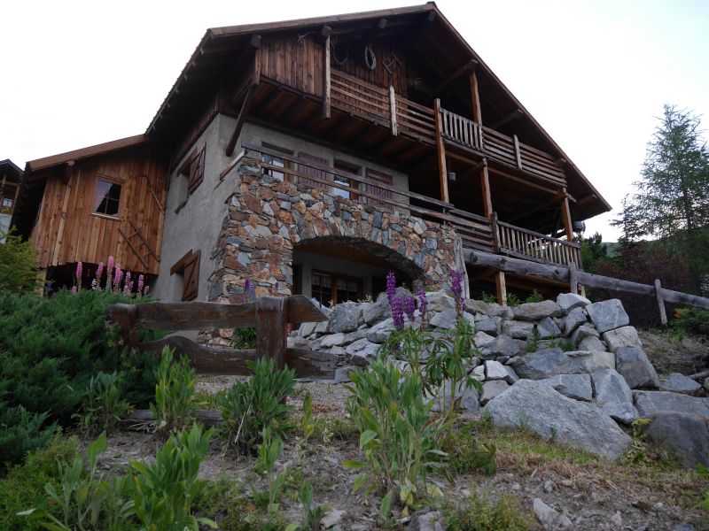 photo 0 Owner direct vacation rental Alpe d'Huez appartement Rhone-Alps  View of the property from outside