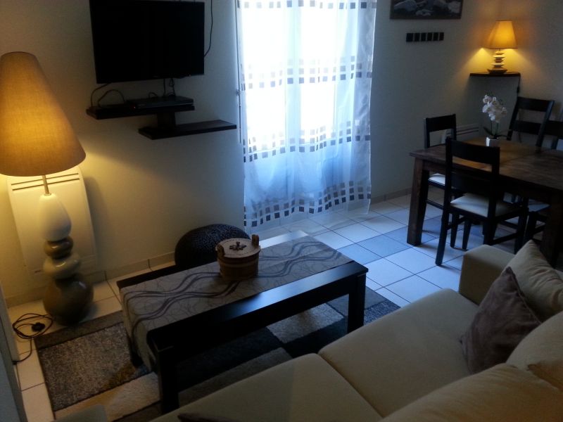 photo 0 Owner direct vacation rental Cauterets appartement Midi-Pyrnes Hautes-Pyrnes Lounge