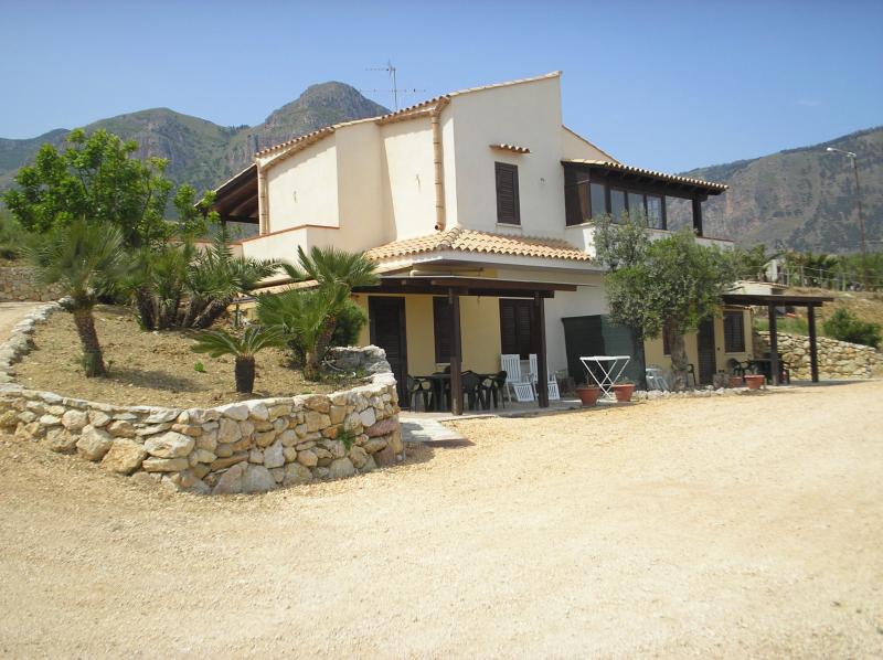 photo 14 Owner direct vacation rental Castellammare del Golfo appartement Sicily Trapani Province View of the property from outside