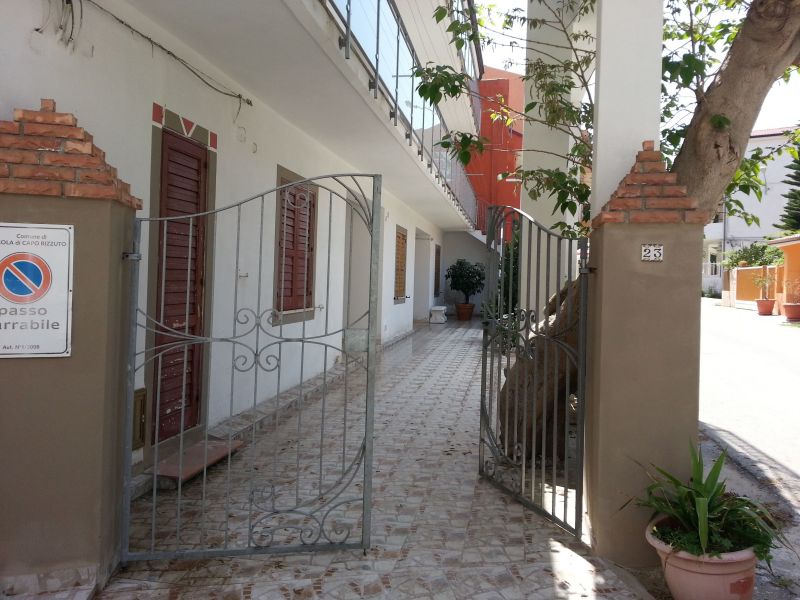 photo 7 Owner direct vacation rental Isola di Capo Rizzuto appartement Calabria Crotone Province View of the property from outside