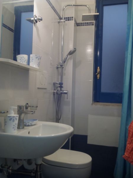 photo 21 Owner direct vacation rental Gallipoli appartement Puglia Lecce Province bathroom 3