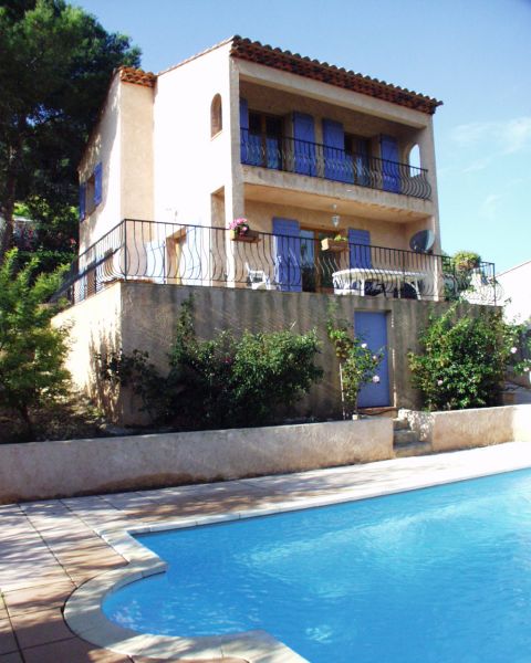 photo 1 Owner direct vacation rental Saint Cyr sur Mer villa Provence-Alpes-Cte d'Azur Var View of the property from outside