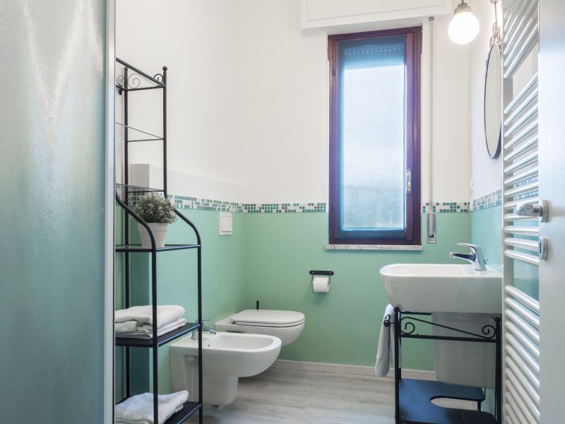 photo 13 Owner direct vacation rental Pietra Ligure appartement Liguria Savona Province bathroom