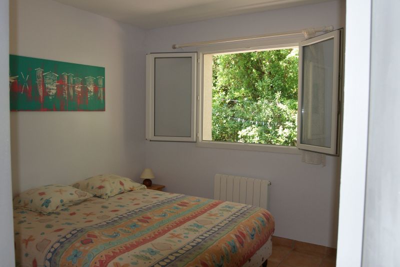 photo 24 Owner direct vacation rental Andernos les Bains villa Aquitaine Gironde bedroom 3