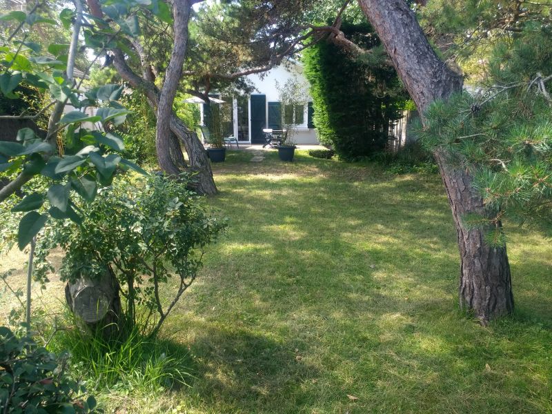 photo 0 Owner direct vacation rental Cabourg maison Basse-Normandie Calvados View of the property from outside