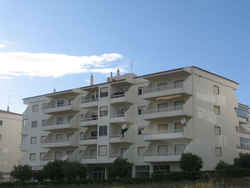 photo 0 Owner direct vacation rental Quarteira appartement Algarve  View of the property from outside