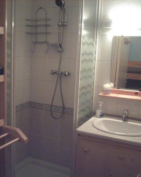 photo 3 Owner direct vacation rental Crest Voland Cohennoz studio Rhone-Alps Savoie Bathroom w/toilet only