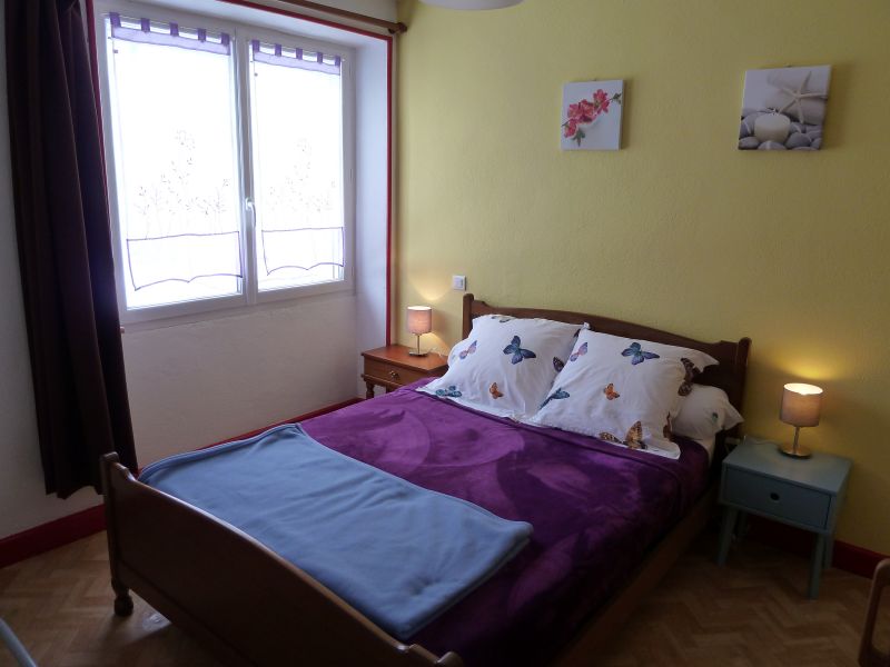 photo 12 Owner direct vacation rental La Bourboule maison Auvergne Puy-de-Dme bedroom 1