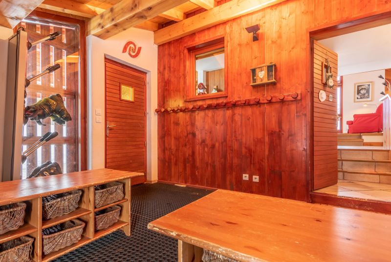 photo 23 Owner direct vacation rental Les Arcs chalet Rhone-Alps Savoie Hall