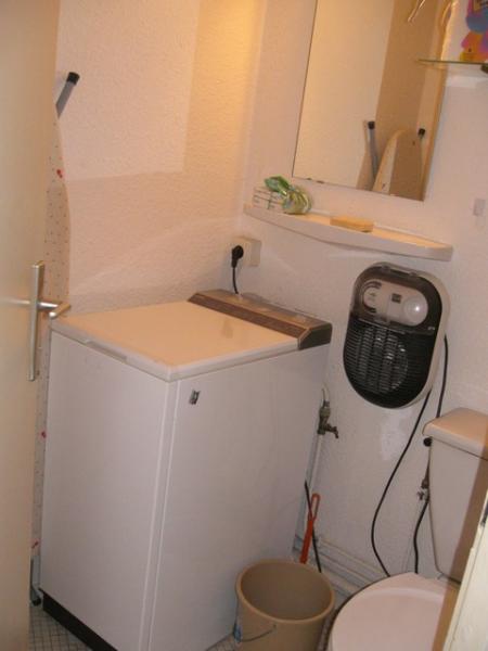 photo 11 Owner direct vacation rental Manigod-Croix Fry/L'tale-Merdassier studio Rhone-Alps Haute-Savoie Bathroom w/toilet only