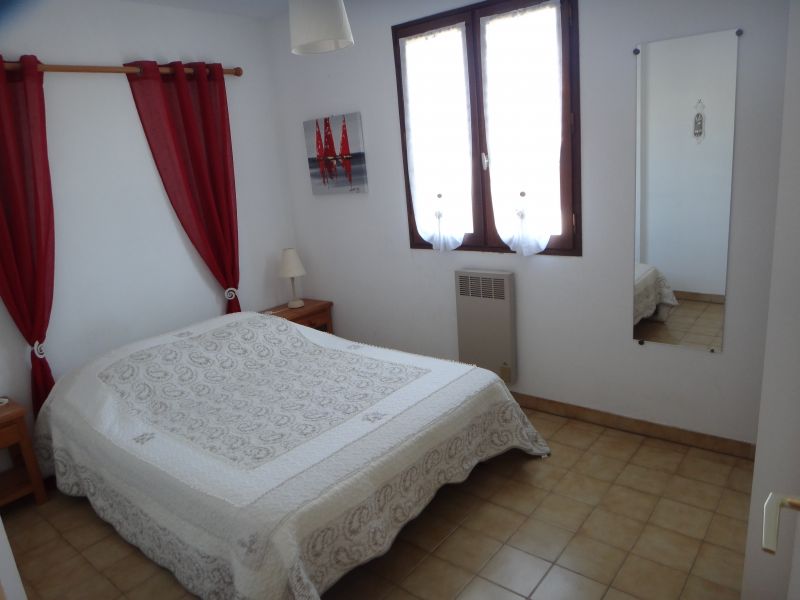 photo 6 Owner direct vacation rental Carqueiranne appartement Provence-Alpes-Cte d'Azur Var bedroom