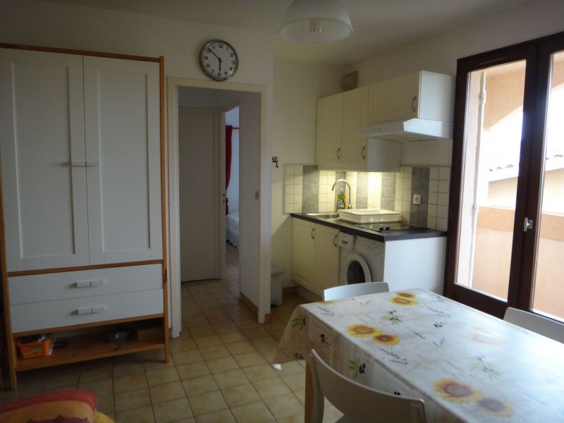 photo 5 Owner direct vacation rental Carqueiranne appartement Provence-Alpes-Cte d'Azur Var Kitchenette