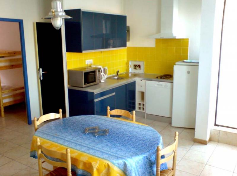 photo 0 Owner direct vacation rental Le Grau du Roi appartement Languedoc-Roussillon Gard Kitchenette