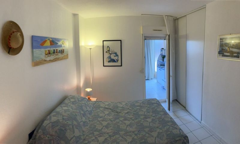 photo 13 Owner direct vacation rental Sete appartement Languedoc-Roussillon Hrault bedroom