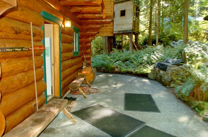 photo 15 Owner direct vacation rental Mt Baker chalet Washington Cascade Mountains