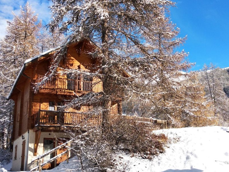 photo 8 Owner direct vacation rental Les Orres appartement Provence-Alpes-Cte d'Azur Hautes-Alpes View of the property from outside