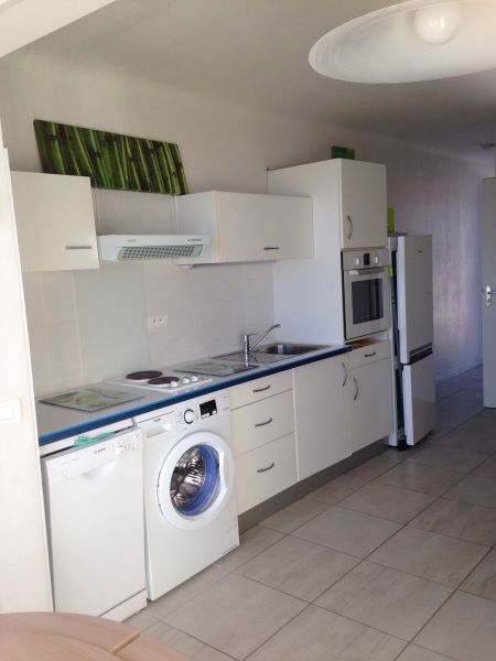 photo 3 Owner direct vacation rental Frontignan appartement Languedoc-Roussillon Hrault Kitchenette