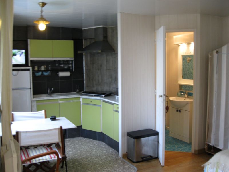 photo 9 Owner direct vacation rental Saint Malo studio Brittany Ille et Vilaine Open-plan kitchen