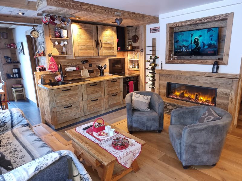 photo 12 Owner direct vacation rental Courchevel appartement Rhone-Alps Savoie Living room