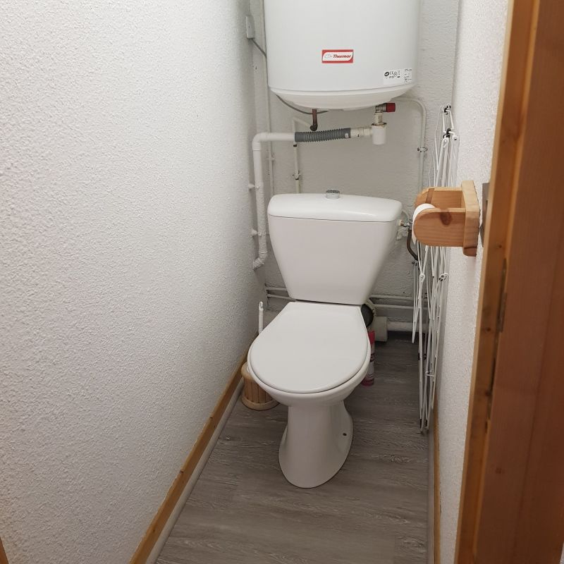 photo 13 Owner direct vacation rental Les Saisies studio Rhone-Alps Savoie Bathroom w/toilet only