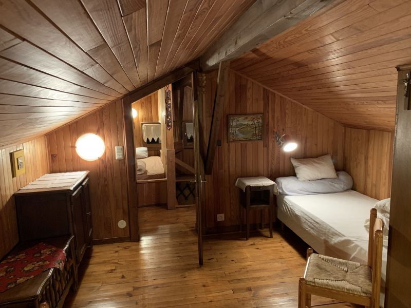 photo 11 Owner direct vacation rental Praz de Lys Sommand chalet Rhone-Alps Haute-Savoie bedroom 2