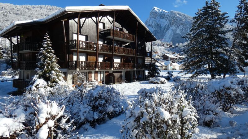 photo 2 Owner direct vacation rental Samons appartement Rhone-Alps Haute-Savoie View of the property from outside