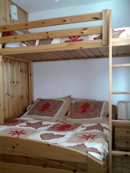 photo 2 Owner direct vacation rental Alpe d'Huez appartement Rhone-Alps Isre bedroom