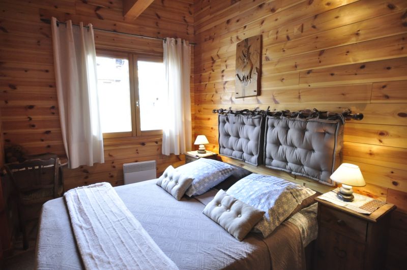 photo 12 Owner direct vacation rental Serre Chevalier chalet Provence-Alpes-Cte d'Azur Hautes-Alpes bedroom 4