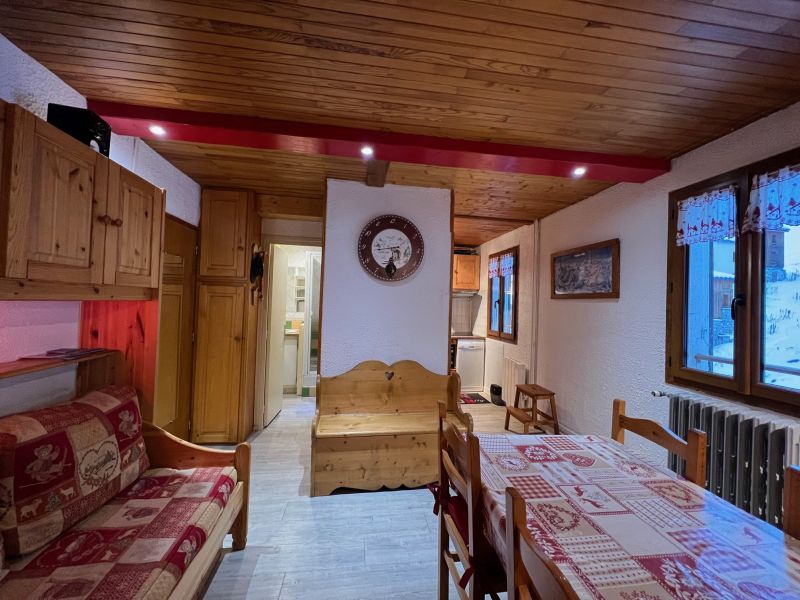 photo 0 Owner direct vacation rental Tignes studio Rhone-Alps Savoie Living room