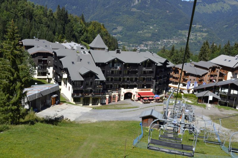 photo 27 Owner direct vacation rental Morillon Grand Massif appartement Rhone-Alps Haute-Savoie View of the property from outside