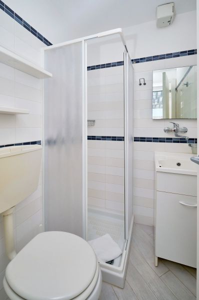 photo 16 Owner direct vacation rental Marina di Ragusa appartement Sicily Ragusa Province bathroom