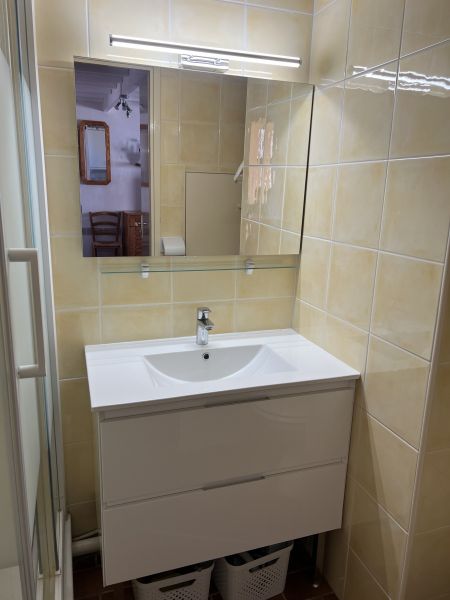 photo 15 Owner direct vacation rental Les Issambres appartement Provence-Alpes-Cte d'Azur Var bathroom