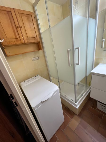 photo 16 Owner direct vacation rental Les Issambres appartement Provence-Alpes-Cte d'Azur Var bathroom