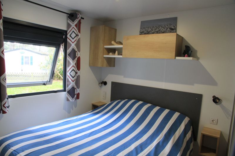 photo 5 Owner direct vacation rental Quend Plage mobilhome Picardy Somme bedroom 1