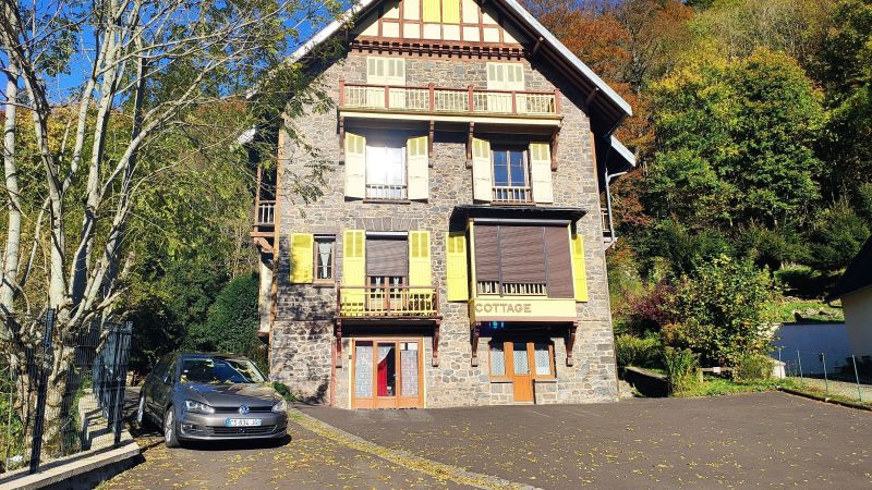 photo 5 Owner direct vacation rental Le Mont Dore appartement Auvergne Puy-de-Dme View of the property from outside