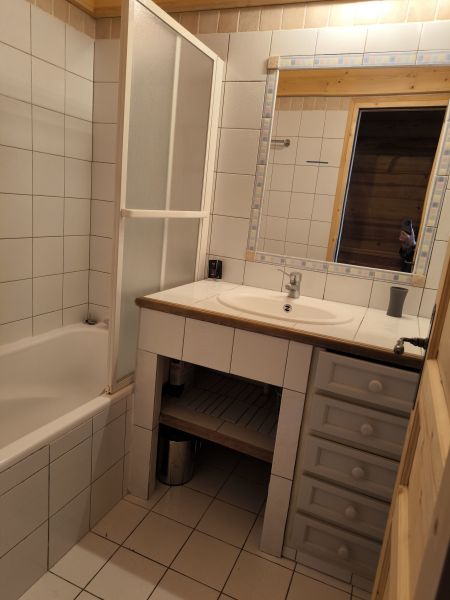 photo 16 Owner direct vacation rental Tignes appartement Rhone-Alps Savoie bathroom