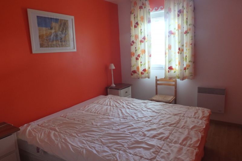 photo 4 Owner direct vacation rental Le Crotoy appartement Picardy Somme bedroom 1