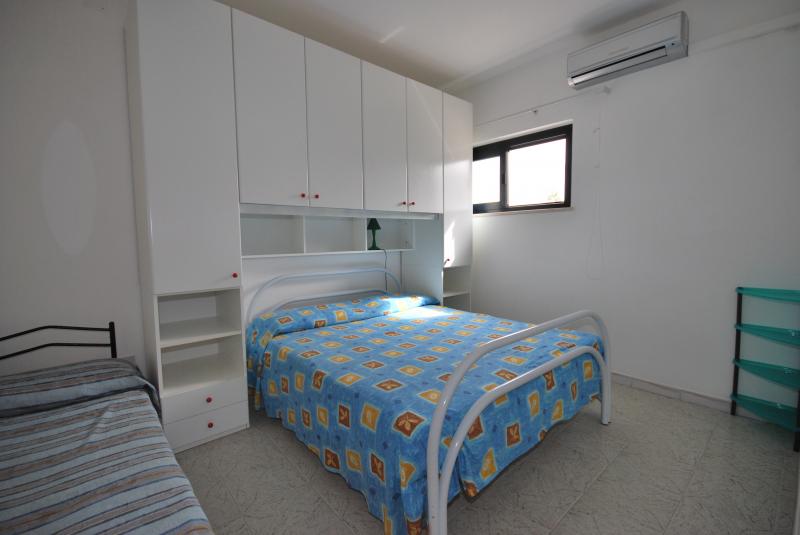 photo 13 Owner direct vacation rental Termoli maison Molise Campobasso Province bedroom 1