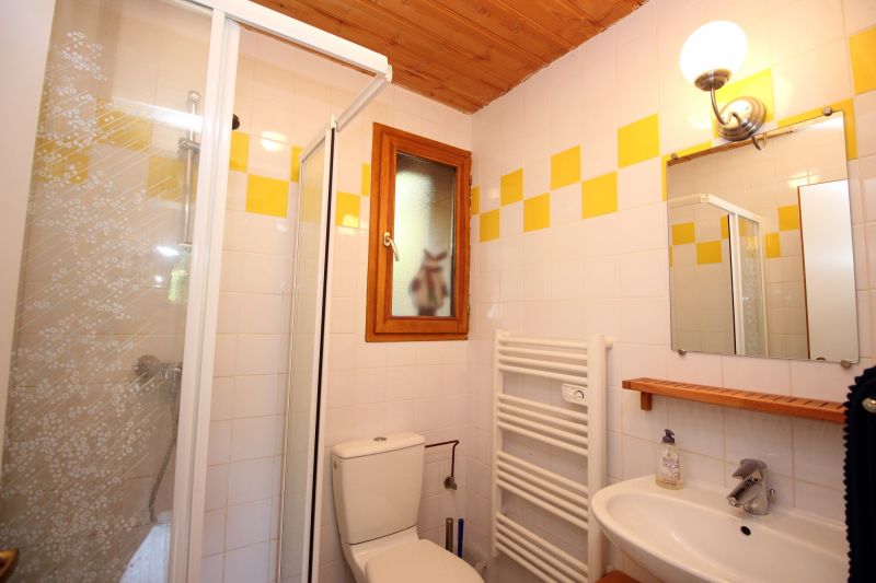 photo 12 Owner direct vacation rental Valfrjus chalet Rhone-Alps Savoie Half bath