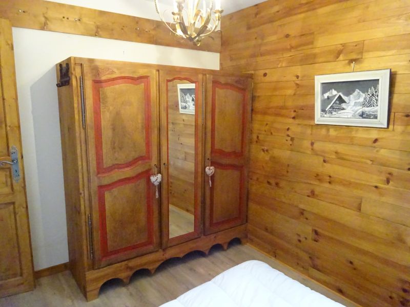 photo 25 Owner direct vacation rental Valloire chalet Rhone-Alps Savoie bedroom 1