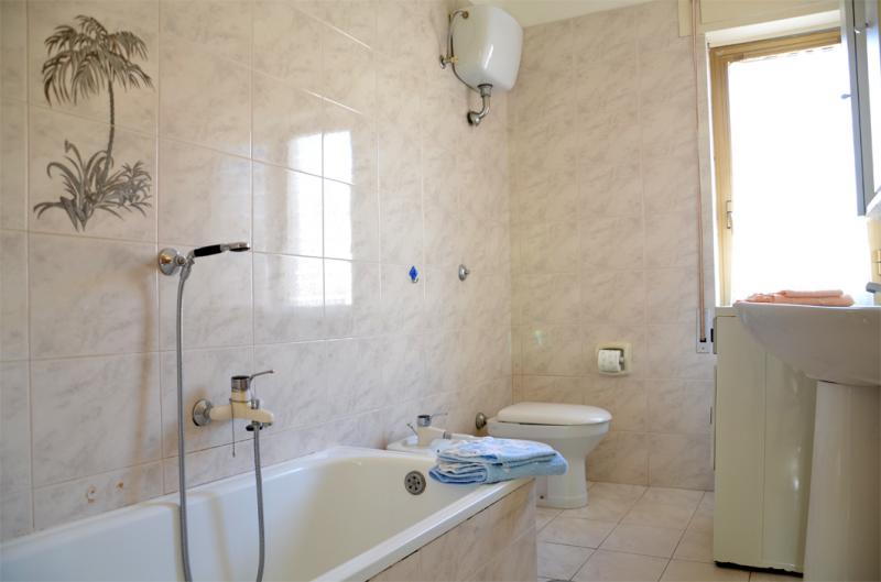 photo 5 Owner direct vacation rental Agropoli appartement Campania Salerne Province bedroom 4