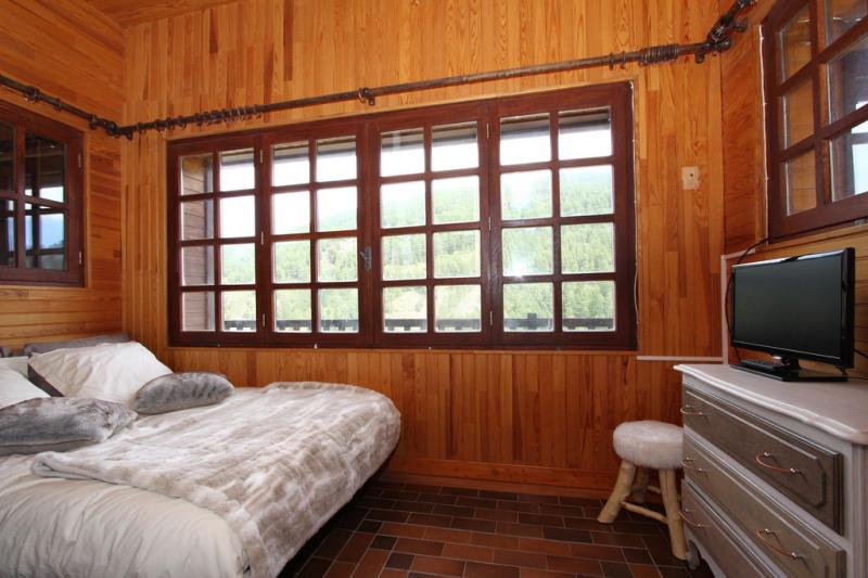 photo 7 Owner direct vacation rental Vars chalet Provence-Alpes-Cte d'Azur Hautes-Alpes bedroom 3