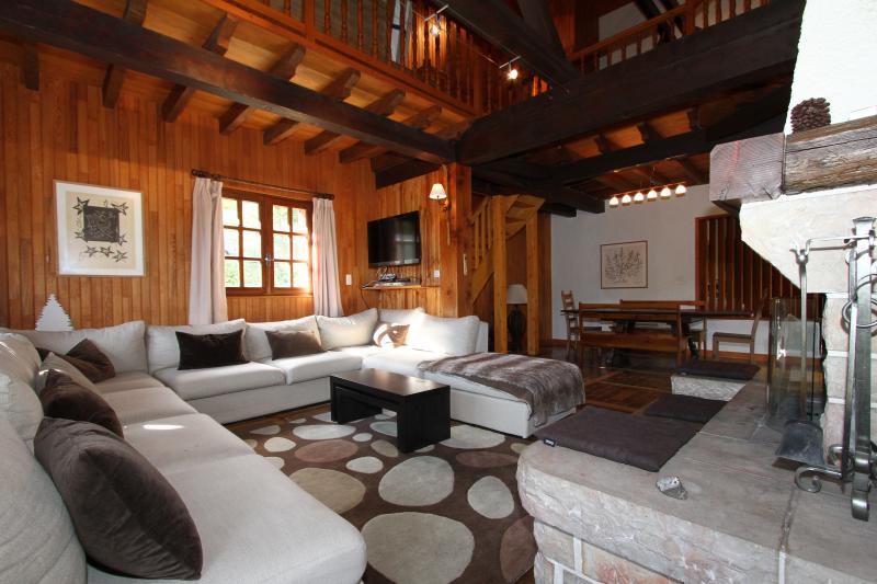 photo 0 Owner direct vacation rental Vars chalet Provence-Alpes-Cte d'Azur Hautes-Alpes Lounge