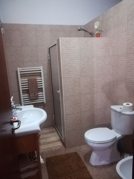photo 19 Owner direct vacation rental Viana Do castello appartement Entre Douro e Minho  bathroom