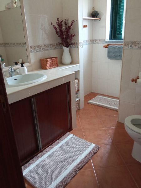 photo 10 Owner direct vacation rental Nisa villa Alentejo  bathroom 2