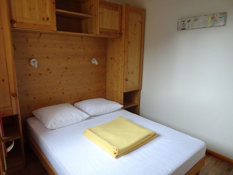 photo 6 Owner direct vacation rental Valfrjus appartement Rhone-Alps Savoie bedroom 2