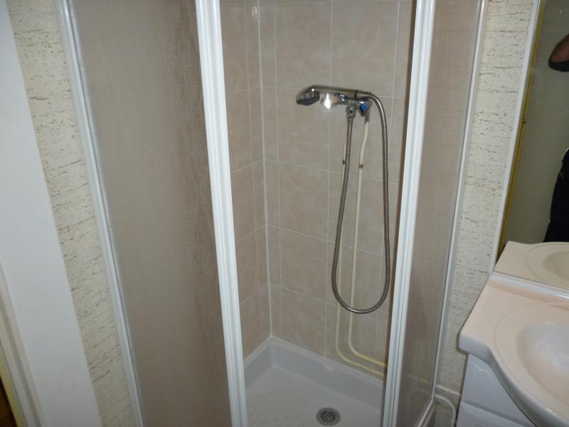 photo 8 Owner direct vacation rental Le Mont Dore studio Auvergne Puy-de-Dme bathroom